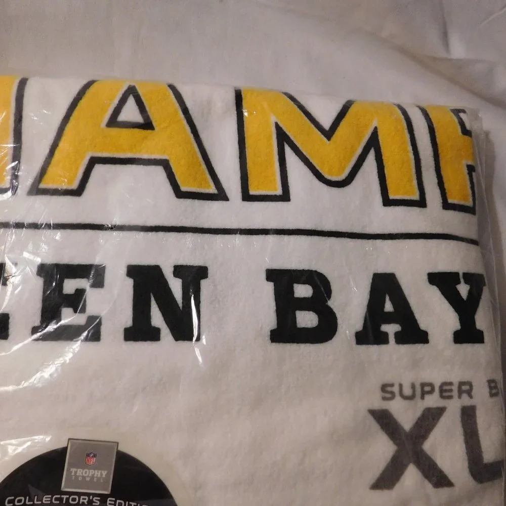 Green Bay Packers NFL Super Bowl XLV Collector's Edition Beach Towel
